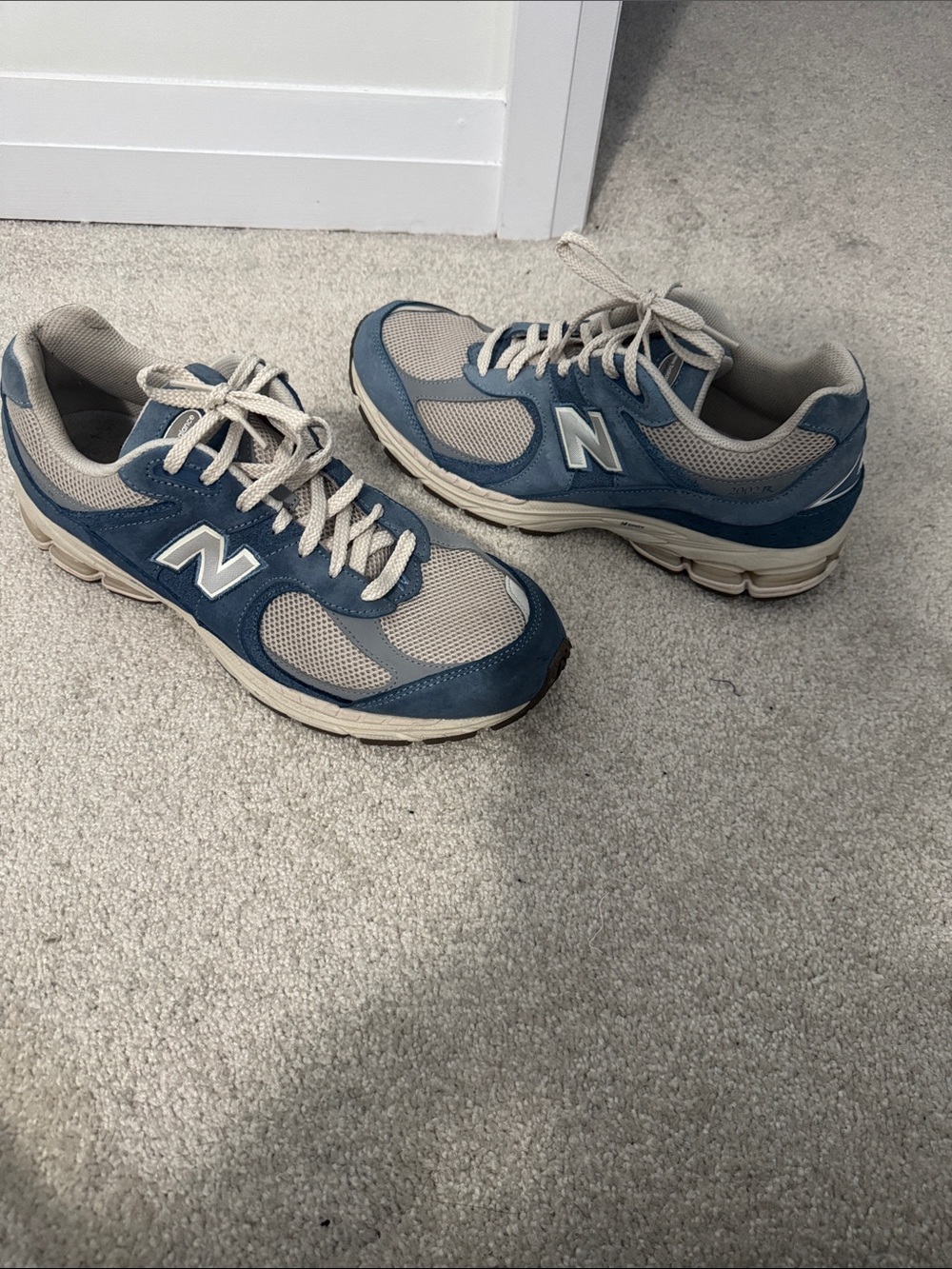 New Balance Men's Blue and Beige Trail-Style Running Shoes 2002R